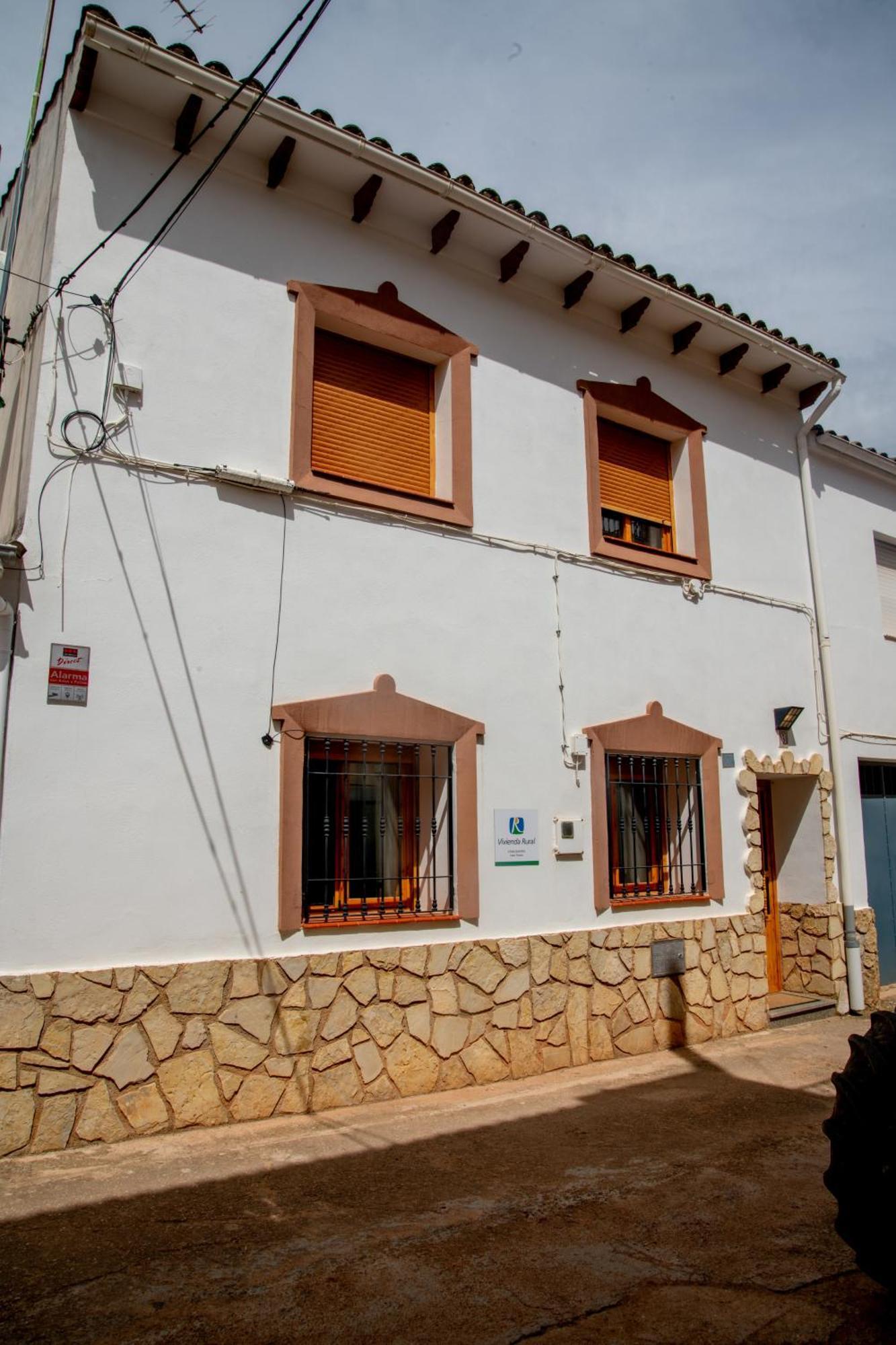 Vivienda Rural Casa Tavara Ferienhaus *